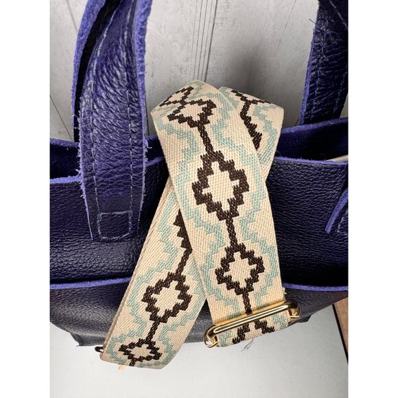 Southwest Pattern Neutral Light Blue Crossbody Purse Strap Bag Strap NEW! - Picture 4 of 4
